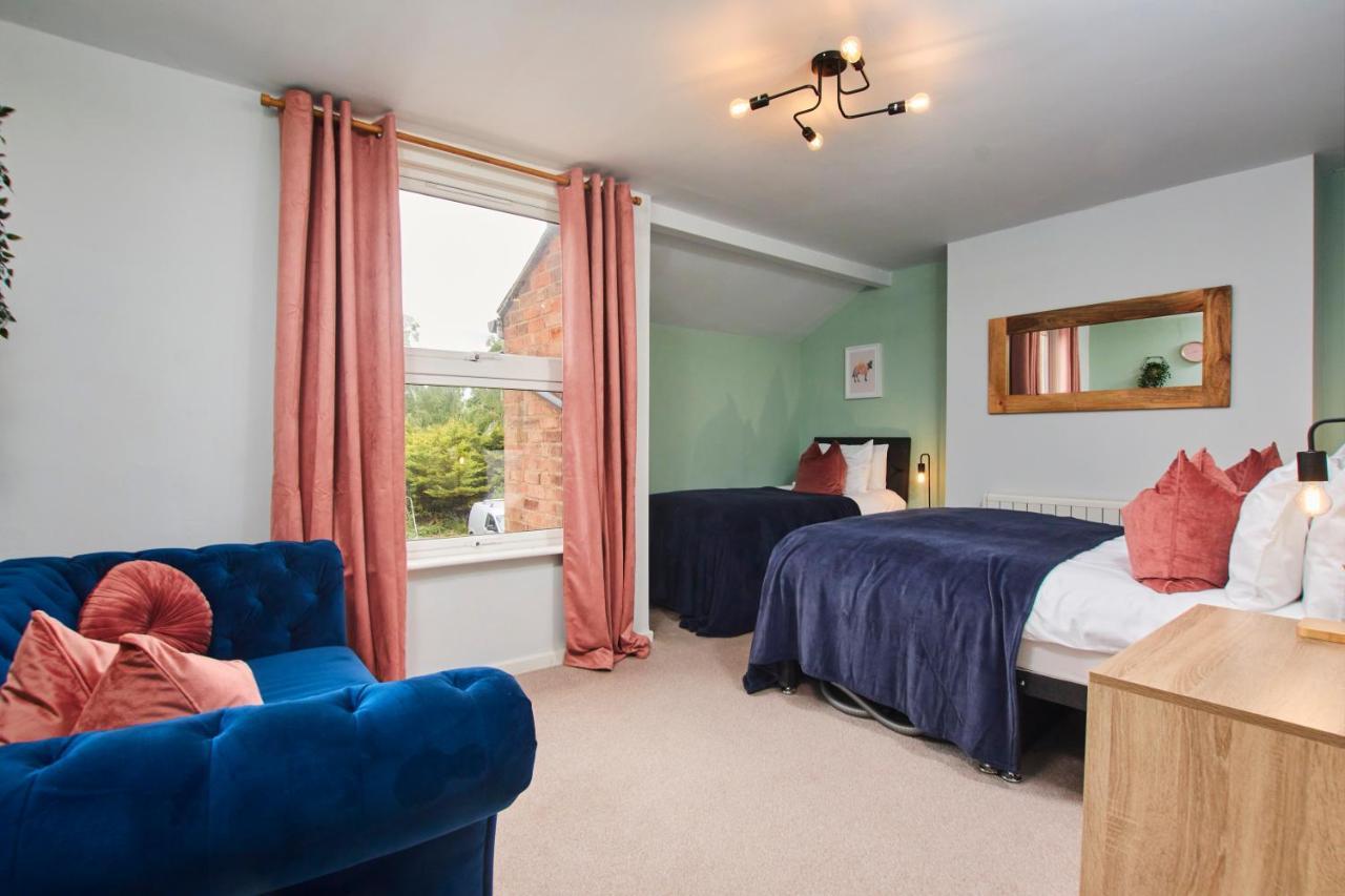 Fantastic Central Stratford Two Bedroom Apartment By Purestay Short Lets & Serviced Accommodation With Parking Esterno foto
